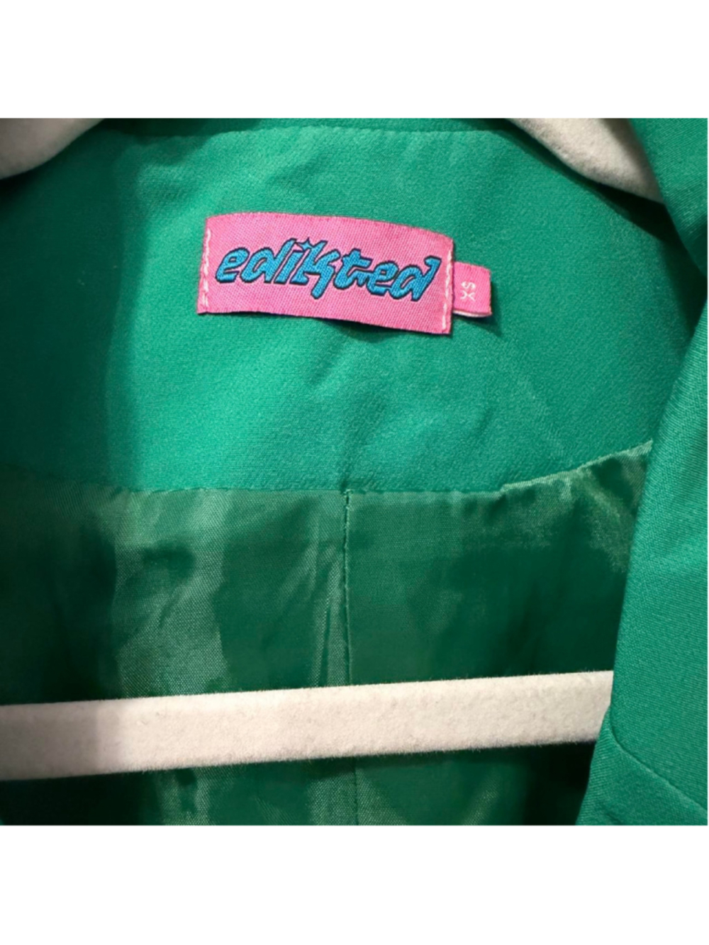 Edikted emerald green tailored blazer, size XS - Picture 2 of 5
